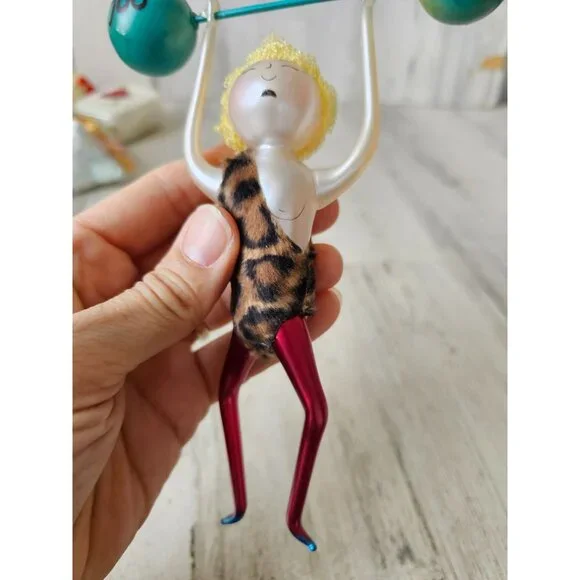 Dept 56 beaux vintage strong man weightlifting weightlifter 500 Italian ornament
